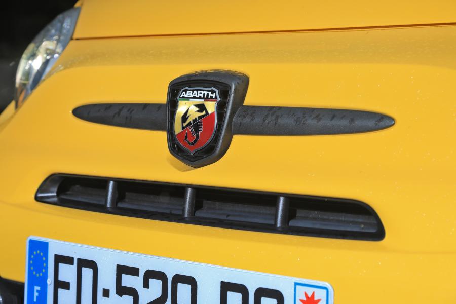 Логотип Abarth 595 Competizione (312) 2016 года  (фото 36 из 73)